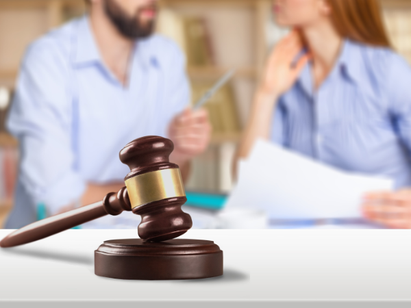 How a Divorce Attorney Provides Peace of Mind During Complex Divorce Proceedings